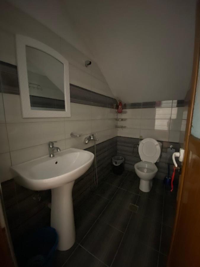 Eraldo Brahimi Apartaments Ksamil Eksteriør billede
